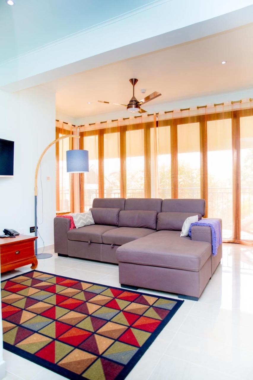 Вілла Cap-Sud Self Catering Au Cap Екстер'єр фото