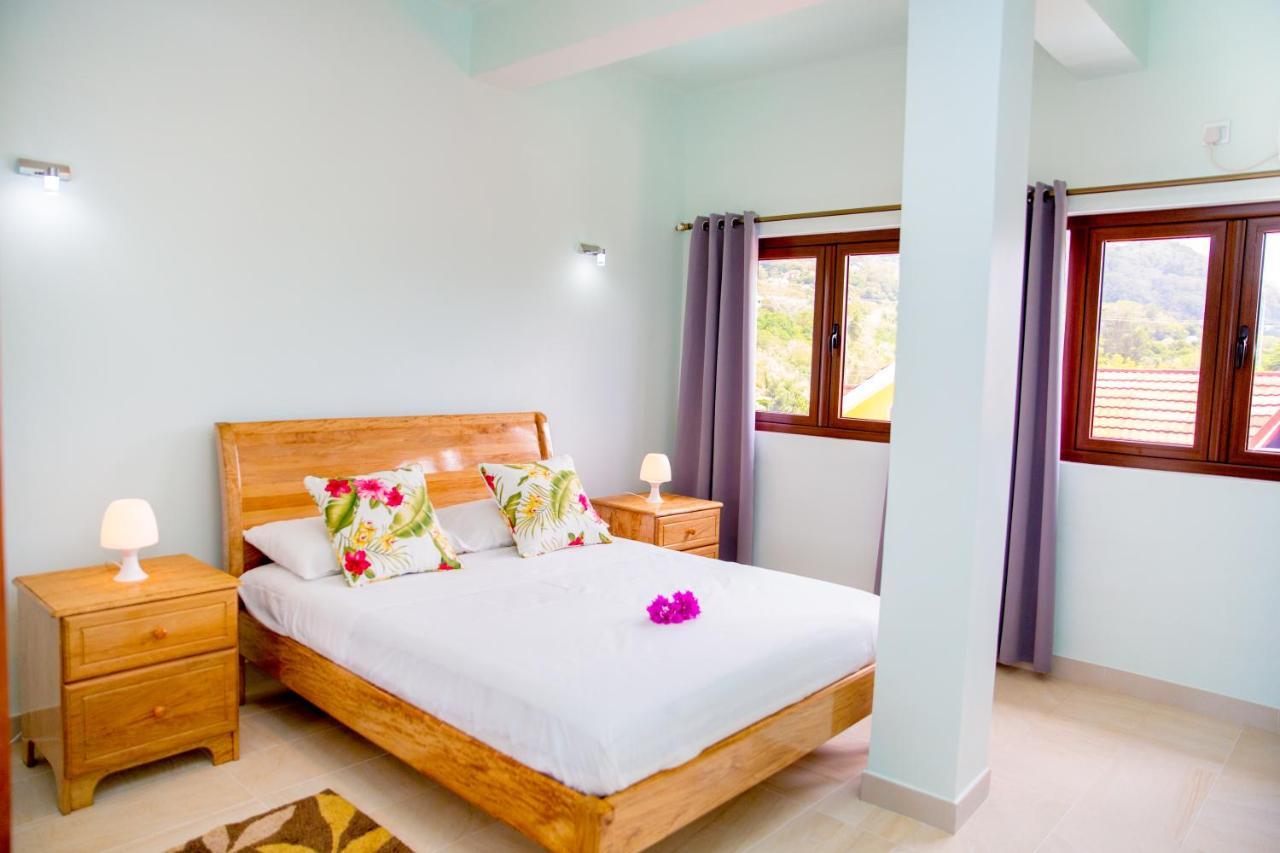 Вілла Cap-Sud Self Catering Au Cap Екстер'єр фото