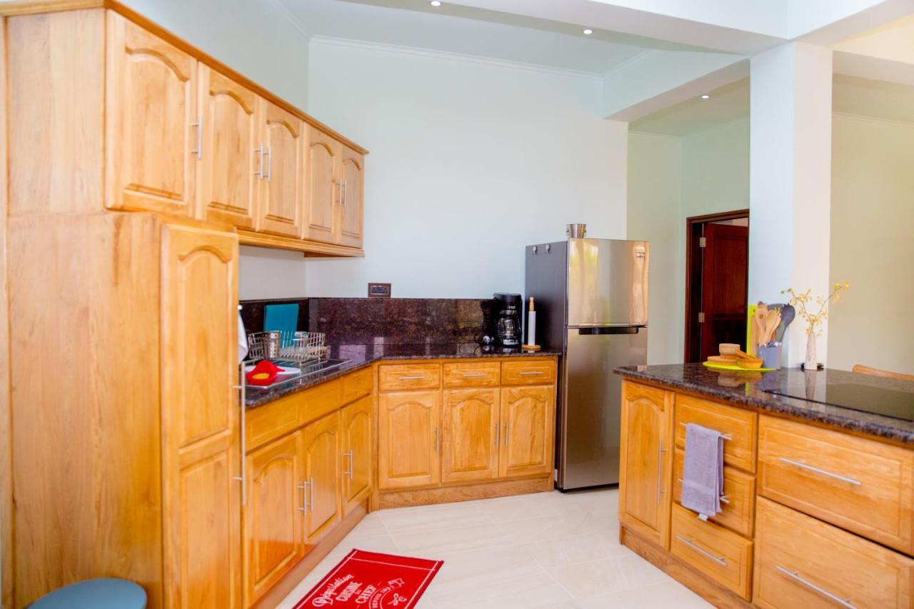 Вілла Cap-Sud Self Catering Au Cap Екстер'єр фото