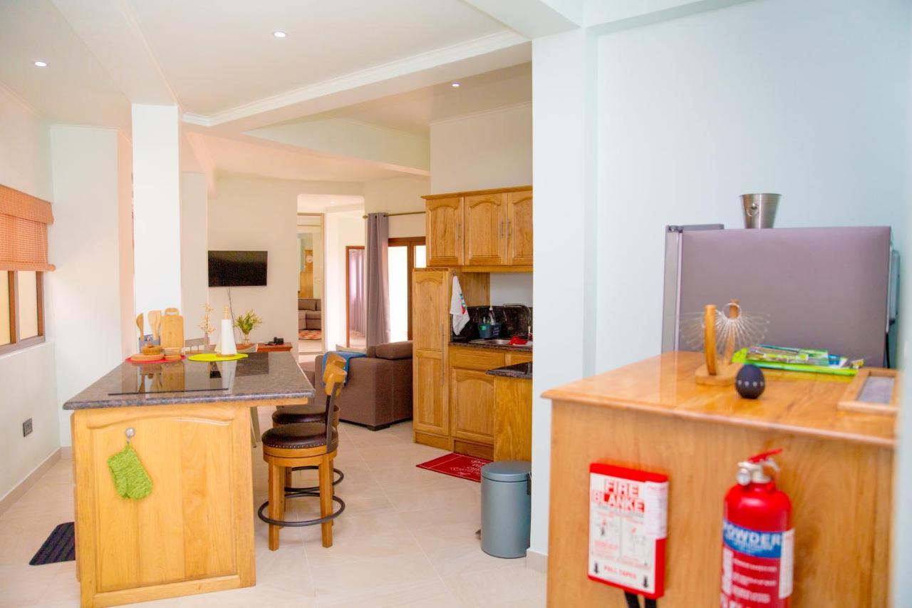 Вілла Cap-Sud Self Catering Au Cap Екстер'єр фото