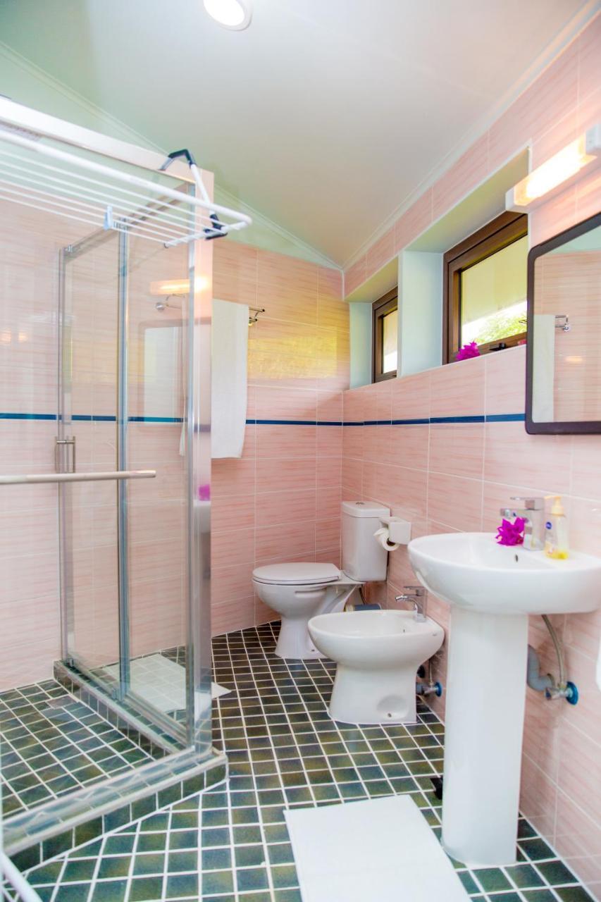 Вілла Cap-Sud Self Catering Au Cap Екстер'єр фото